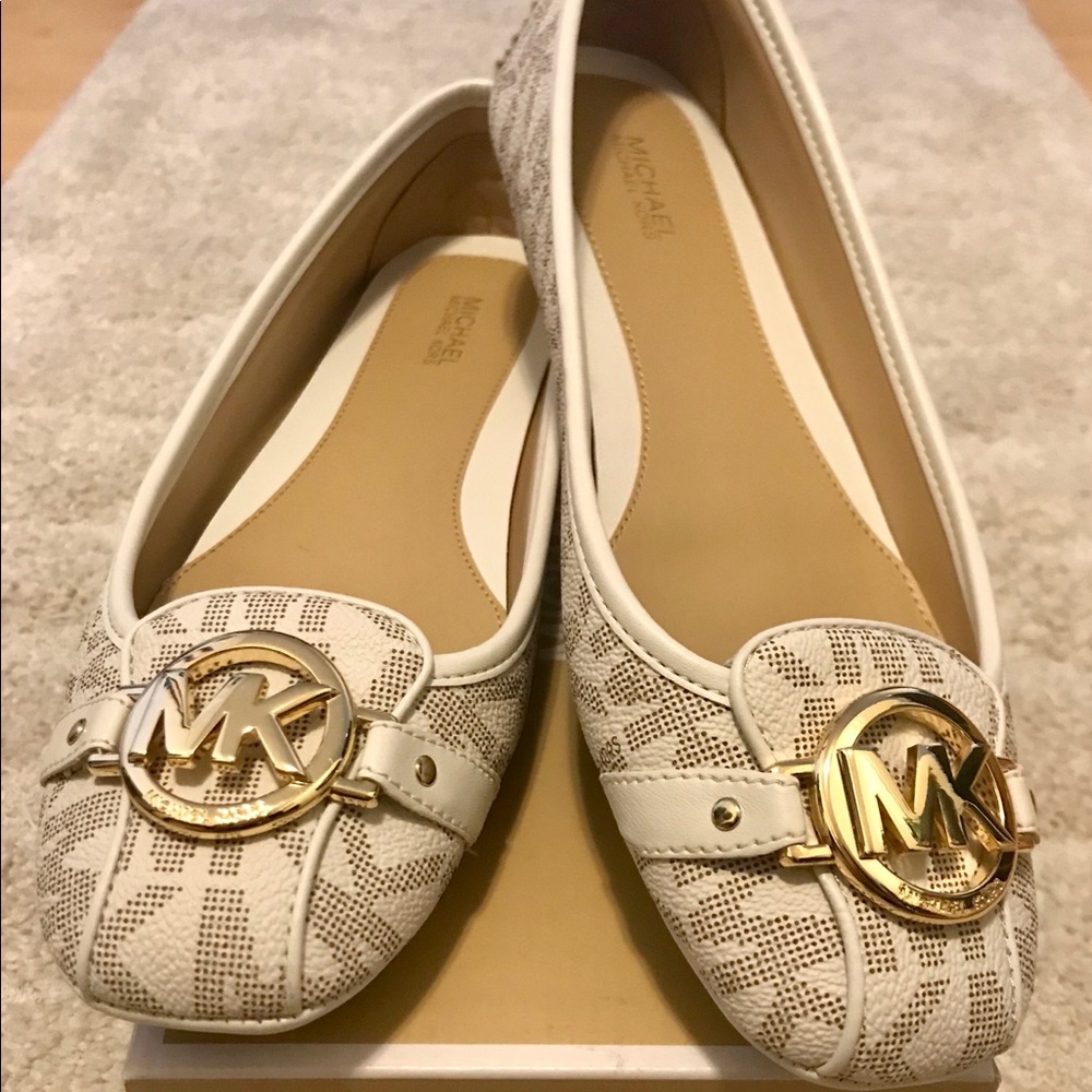 Michael Kors Lillie Logo Moccasin